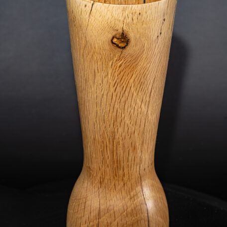Vase en chêne et résine